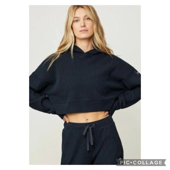 ALO Yoga Tops - Alo Yoga Muse Black Ribbed Cropped Hoodie Size Small